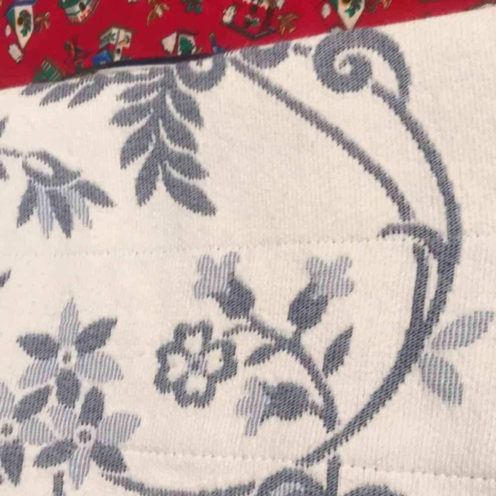 Valance/Curtain Bundle of 4 Blue and White Floral Scroll Valances/Toppers